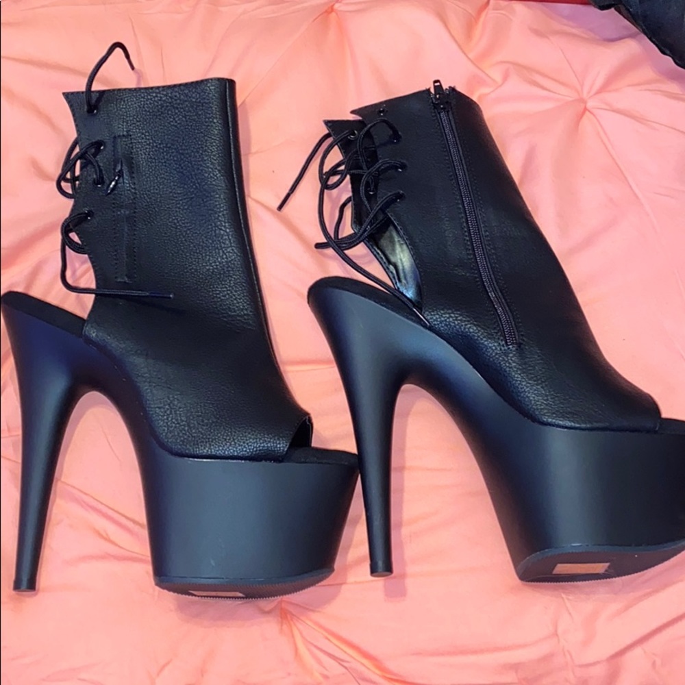 Dance shoes